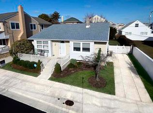 109 N Exeter Ave, Margate, NJ 08402