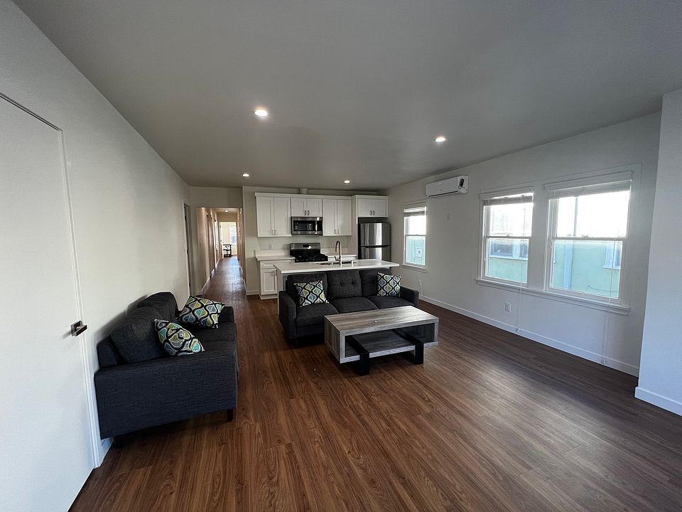 1st image of 3847 Flower Dr #3847