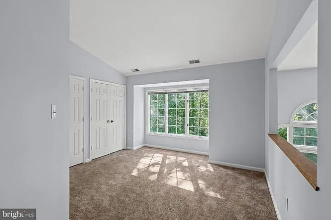 10652 Quarterstaff Rd — Photo 43