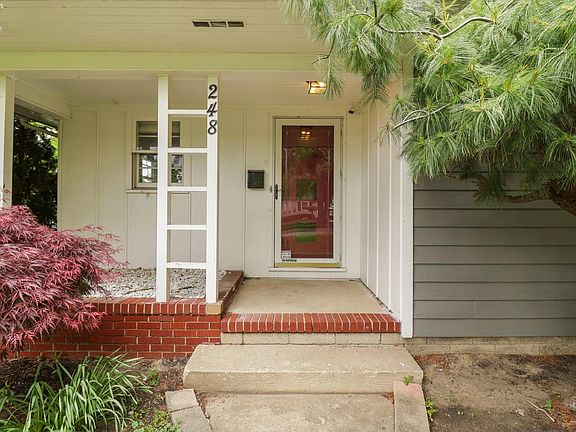 2nd image of 248 Fairfield Ave