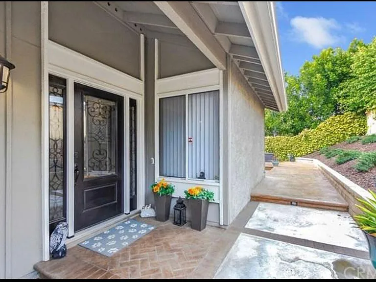 24641 Ashland Dr — Photo 17