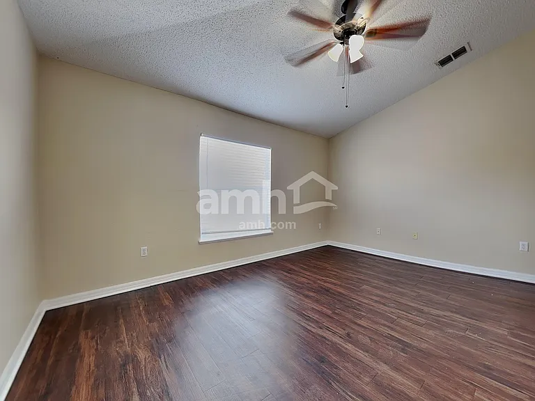 30312 Rattana Ct — Photo 8