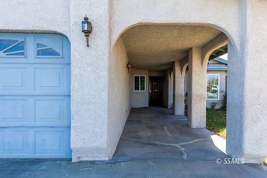 4th image of 1125 W Tamarisk Ave