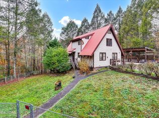 338 Old Cades Cove Rd, Townsend, TN 37882