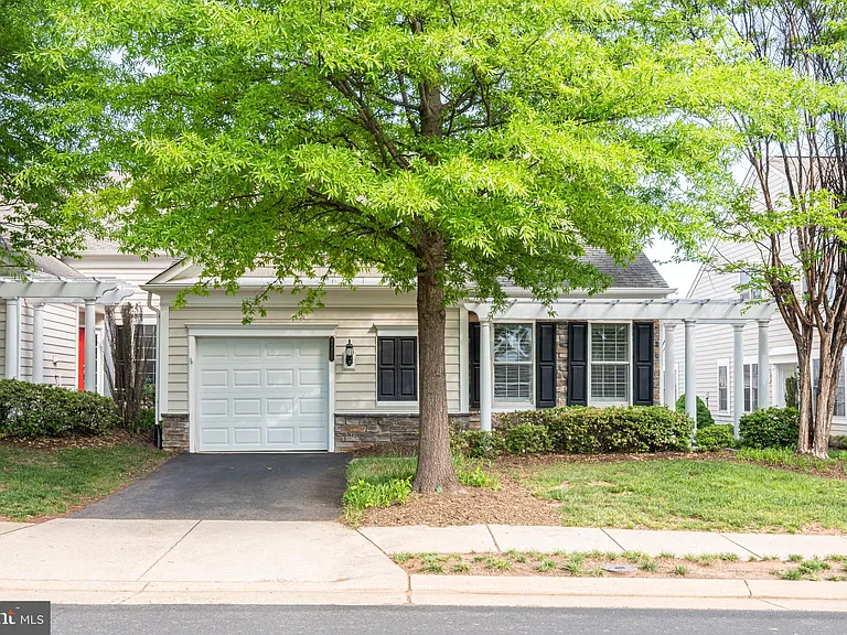 44400 Sunset Maple Dr — Photo 32