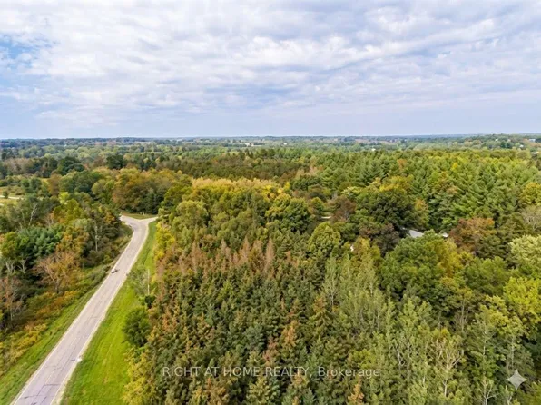 2525 Greenwood Rd, Ajax, ON L1T 4S5