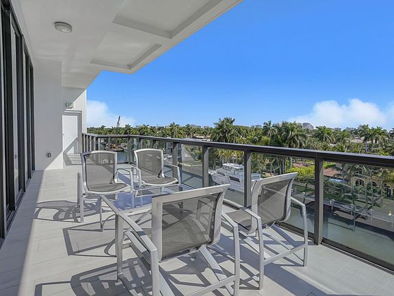 4th image of 20 Isle Of Venice Drive #PH-1