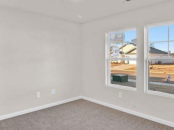 4th image of 391 Jackson Point Cir #B