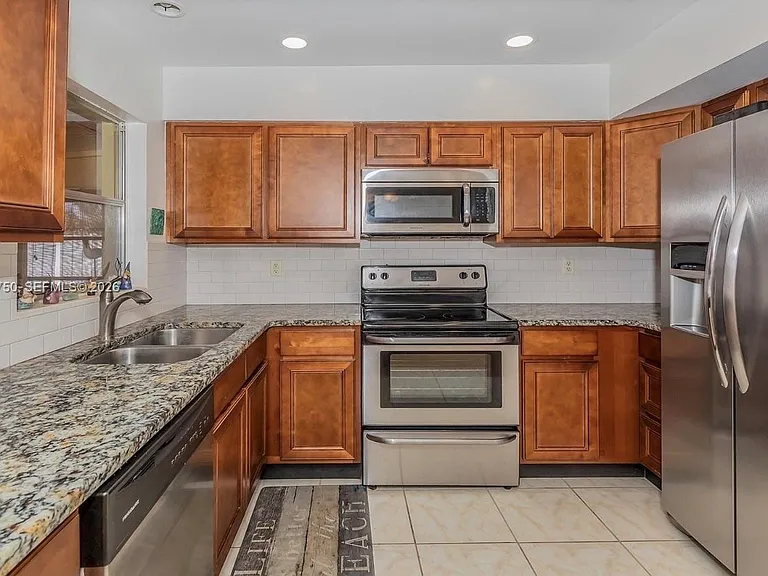 6551 Coliseum Blvd — Photo 13