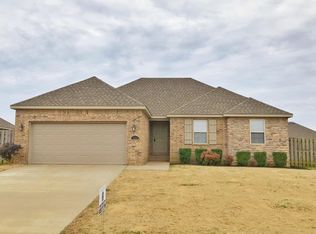 7433 Alivia Cir, Springdale, AR 72762