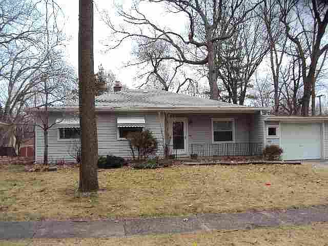 1st image of 23540 Seneca St
