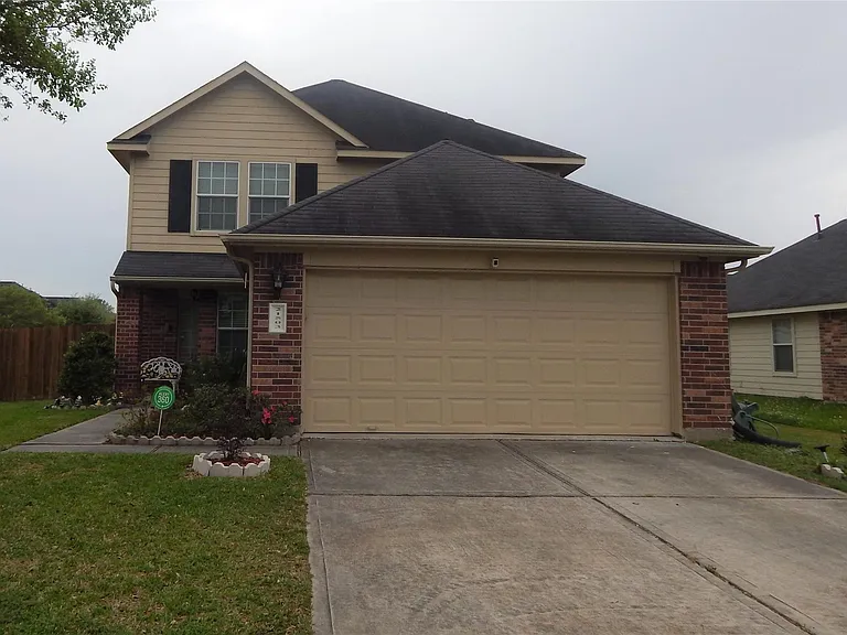 21503 Ornella Cir — Photo 2