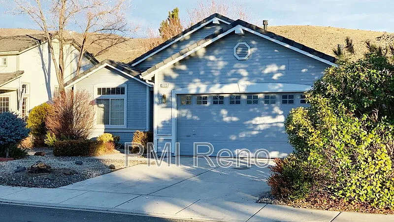 5725 W Brookdale Dr photo 1