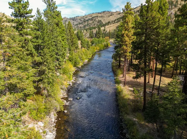 5805 Serenity Ln, Conner, MT 59827