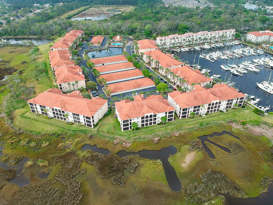 Overhead View of Mira Vista