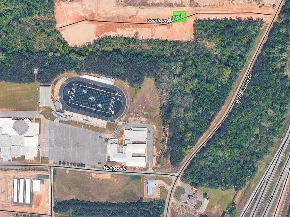 2nd image of 100 Southridge Blvd