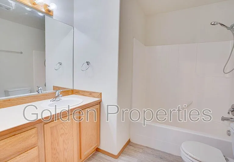 317 W Cherry Ave #A — Photo 12