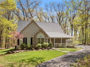 6255 Chestnut Hill Rd, Coopersburg, PA 18036