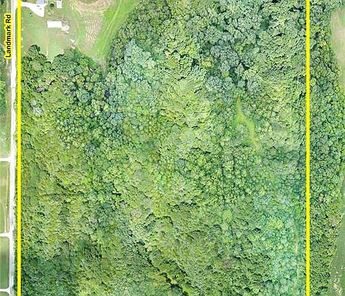 3rd image of 4022 Landmark Rd