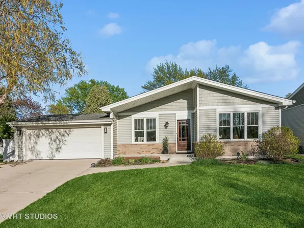 389 Weidner Rd, Buffalo Grove, IL 60089