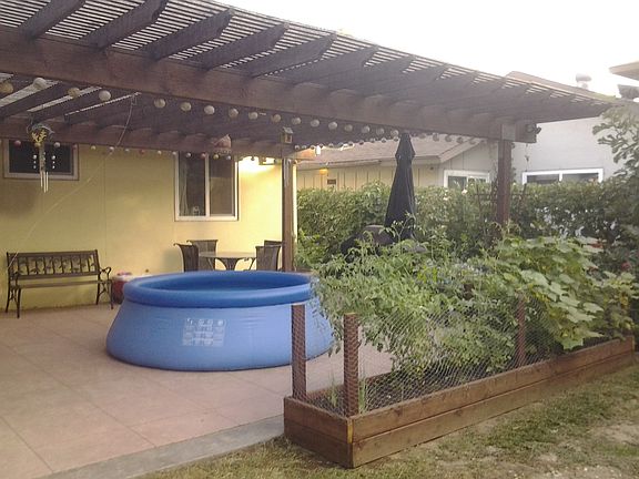 2nd image of 3731 Lankershim Way