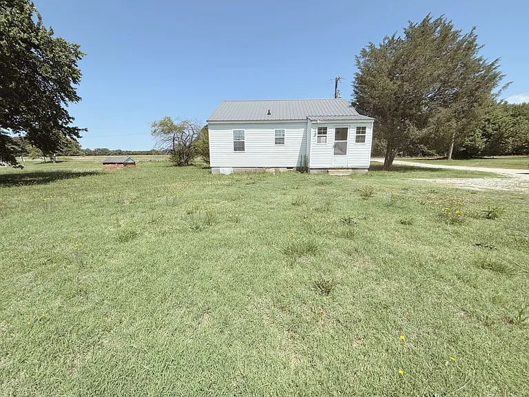 156 Brookston Rd — Photo 20