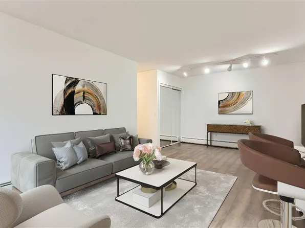 1331 W 82nd St APT A, Minneapolis, MN 55420