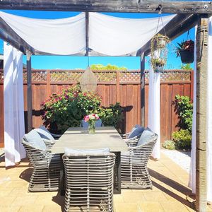 7 Greenwood Ln, Redwood City, CA, 94063