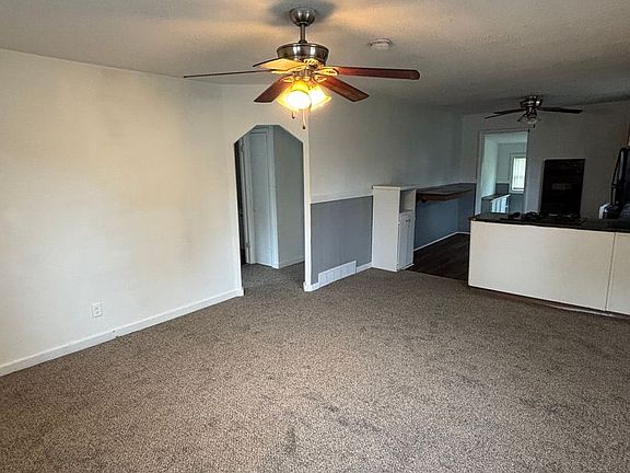 2nd image of 1115 23rd Ave