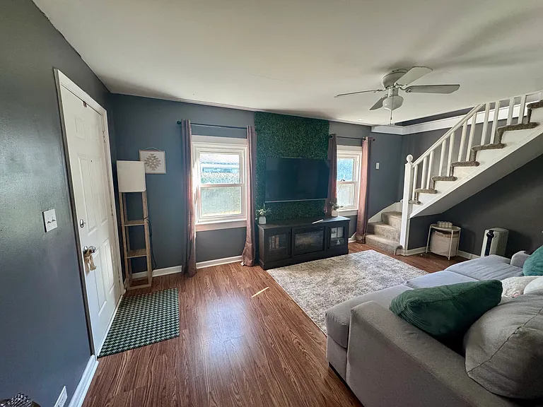 3 S Stuart Rd — Photo 9