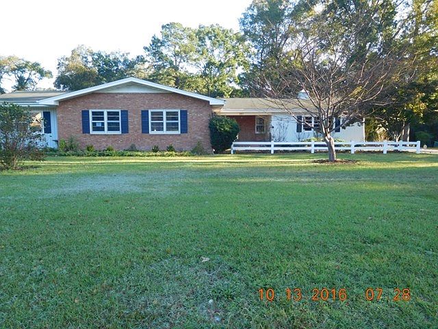 1st image of 307 Pineland Dr