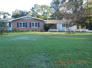 307 Pineland Dr, Goldsboro, NC 27534