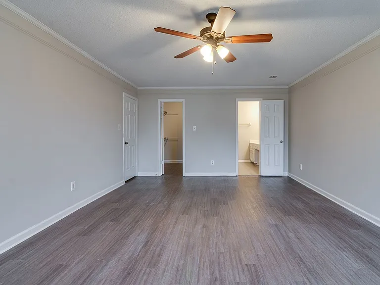 6562 Lake Valley Dr — Photo 10