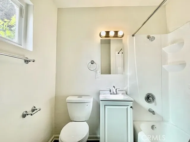 1811 W Sallie Ln E #E — Photo 13
