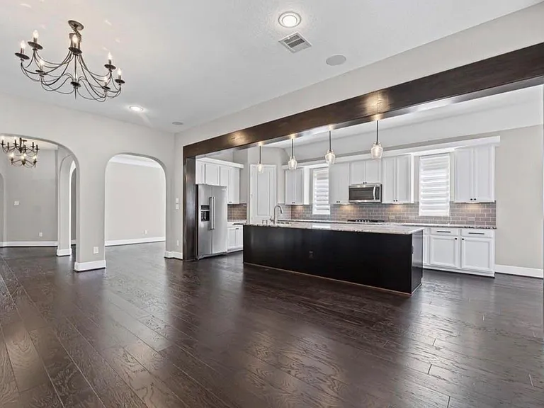 10811 Gates Randal Ct — Photo 5