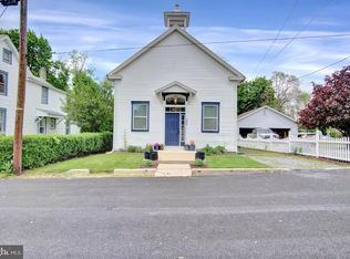309 Mill St, Mount Holly Springs, PA 17065