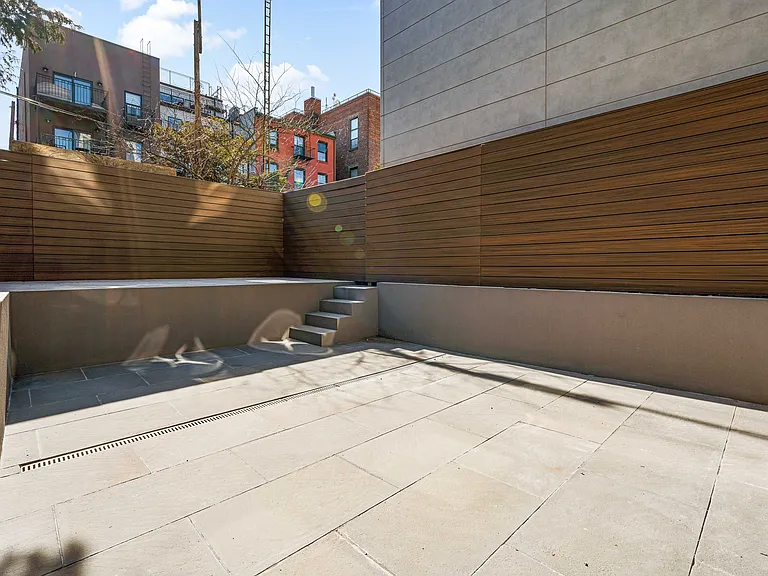 132 Carroll St #1 — Photo 17