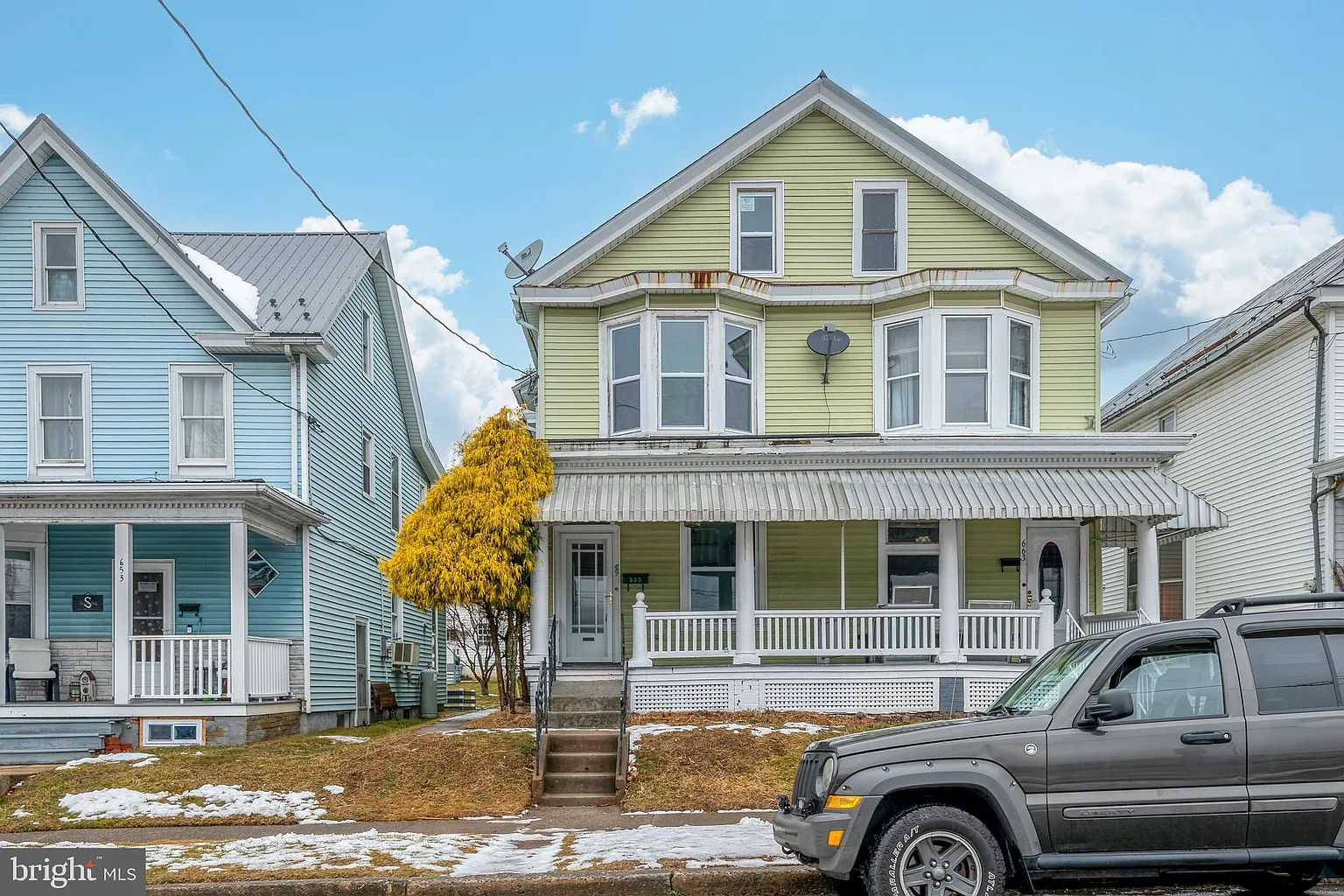 661 Union St photo 1