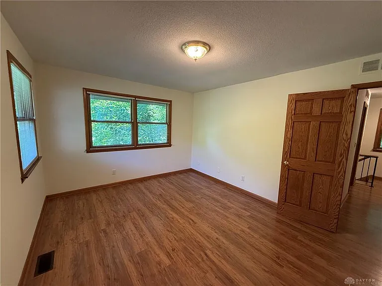 2162 Willowgrove Ave — Photo 24