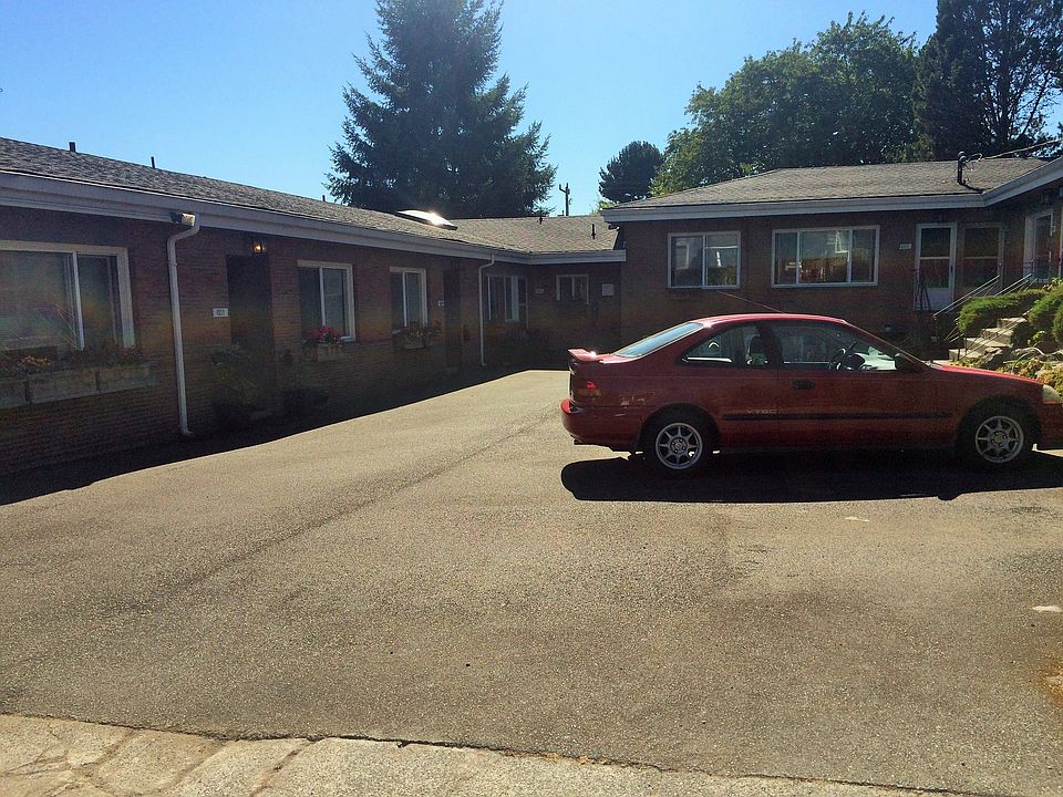1st image of 6217 1/2 5th Ave NW