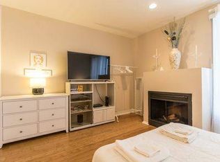 1043 N Curson Ave APT 5, West Hollywood, CA 90046