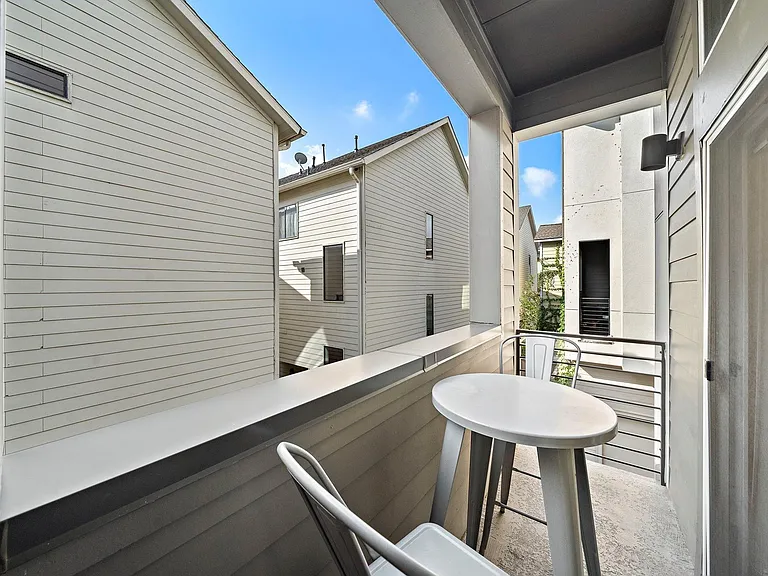 4309 Marina St — Photo 23