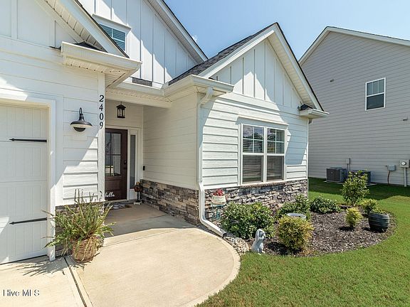 5th image of 2409 Laurens Street
