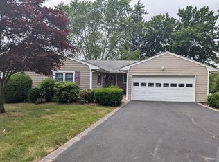 288 Terry Rd, Smithtown, NY 11787