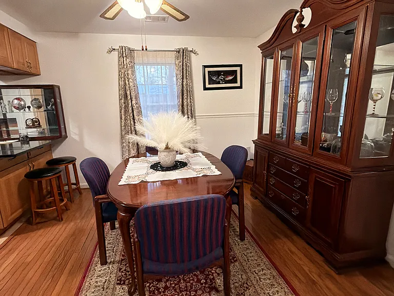 8475 Kitchener Dr — Photo 7