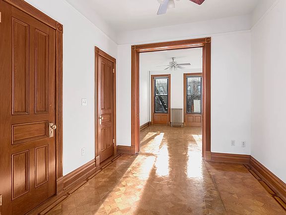 4th image of 518 58th St