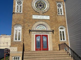 127 S Maple St, Mount Carmel, PA 17851