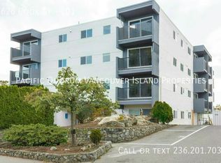 2626 Cook St #201, Victoria, BC V8T3S1
