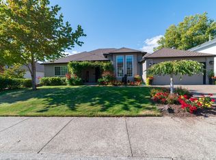 16075 NW Somerset Dr, Beaverton, OR 97006
