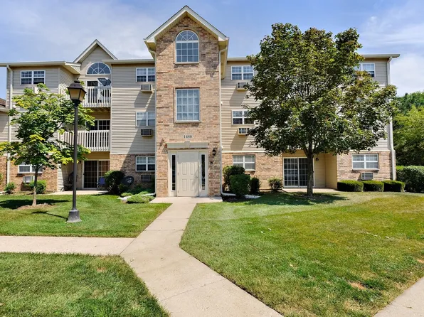1480 Spring Brook Ct Unit 2A, Round Lake Beach, IL 60073